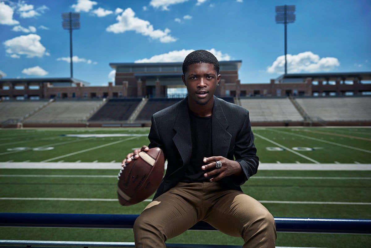 allen senior sports photos with db mo perkins at eagles stadium