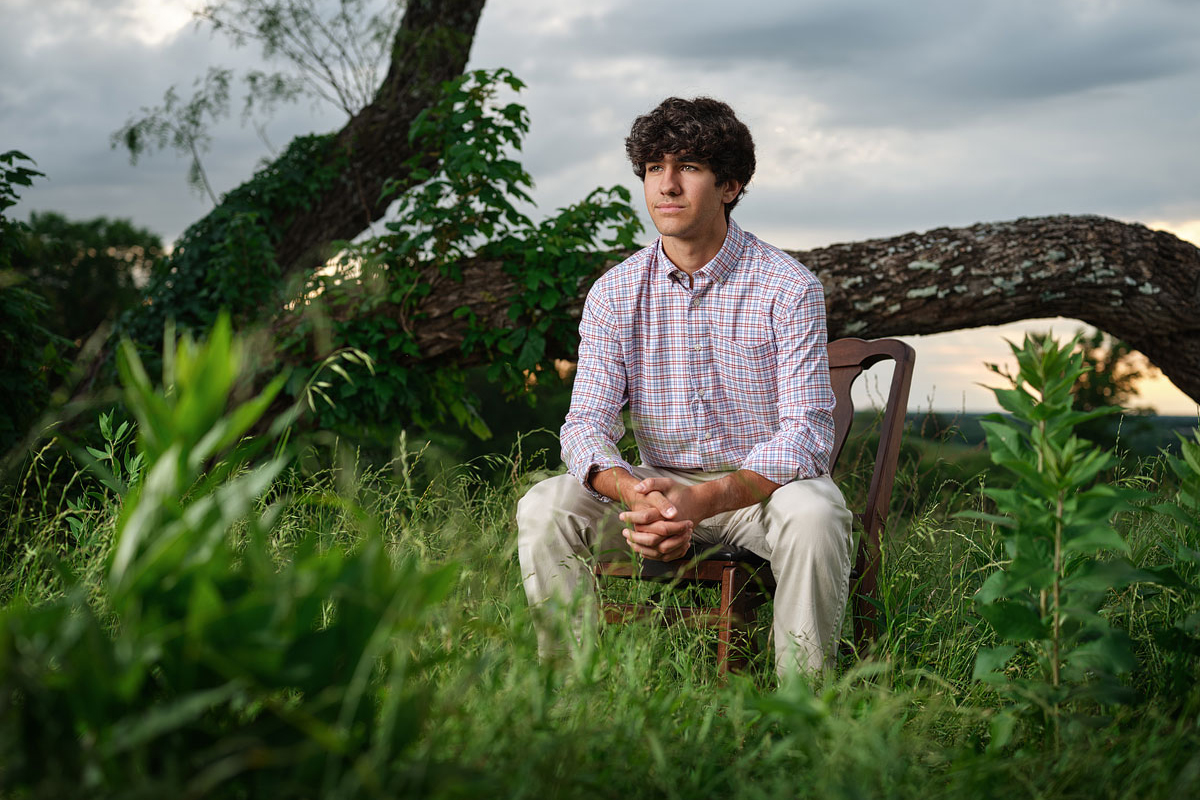 What month is best for senior portraits dallas luthern