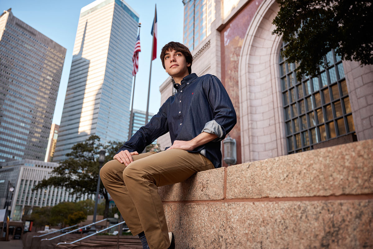 walnut hill highland park seniors - when should we take senior pictures